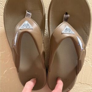 DRC Tan Flip Flops with Fish Design